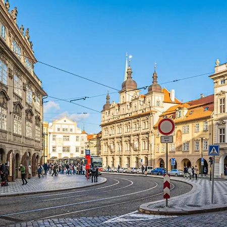Bright Studio Close To Charles Bridge And Prague Castle Lägenhet Exteriör bild