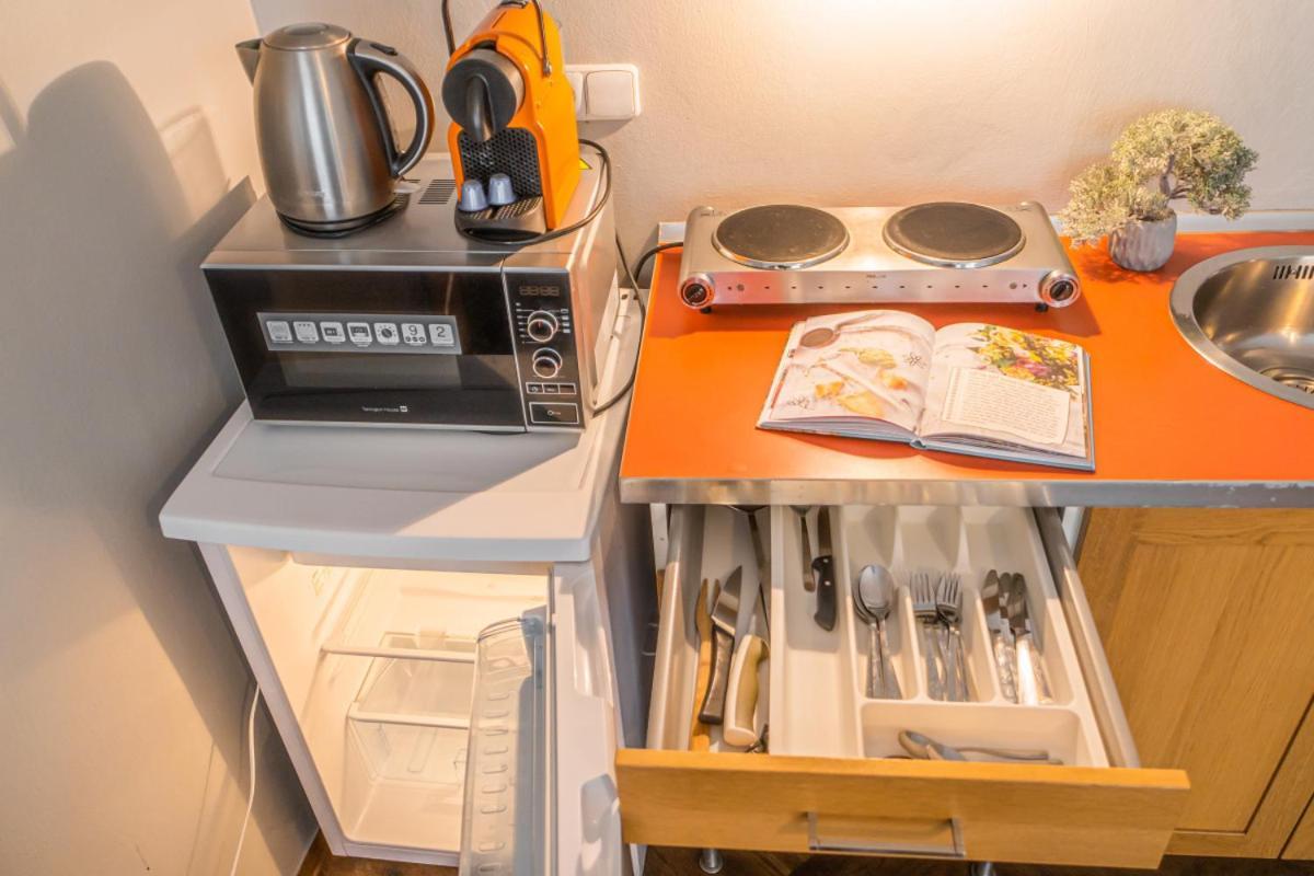 Bright Studio Close To Charles Bridge And Prague Castle Lägenhet Exteriör bild